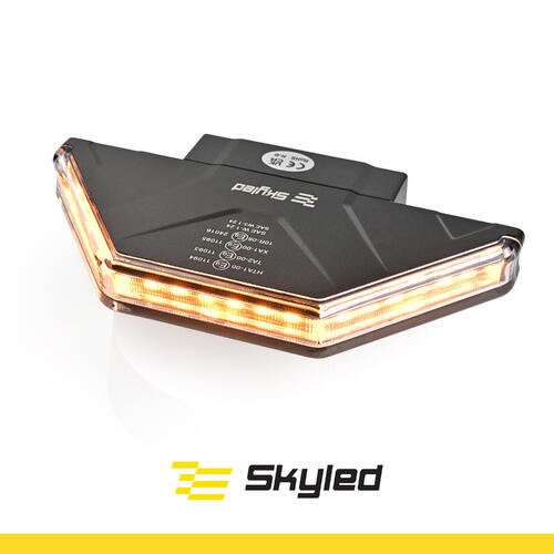 Narożna lampa ostrzegawcza SKYLED 196x104 mm (stroboskop pomarańczowe światło 18 LED) R10,R65,IP67 - zdjęcie 1