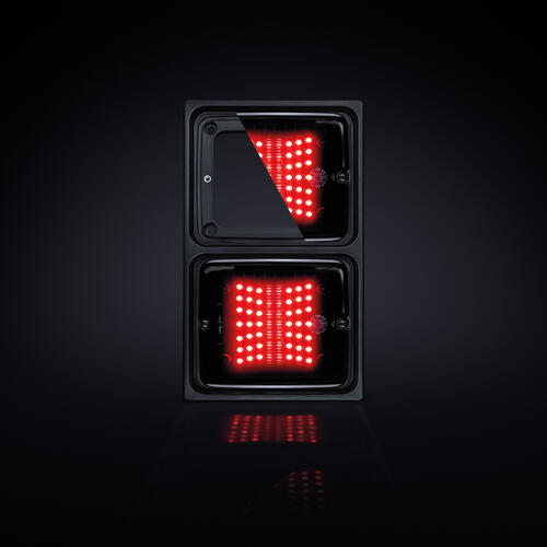 Ramka montażowa (pionowa) dwóch lamp tylnych prostokątnych typu IZE LED - zdjęcie 1