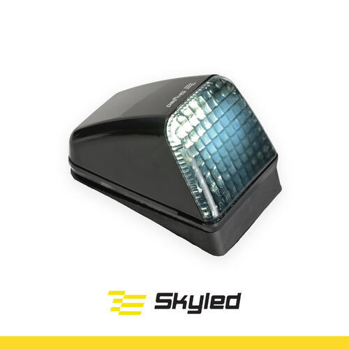 Dachowe światło obrysowe VOLVO 24V SKYLED (białe światło LED / przydymiany klosz) - zdjęcie 1