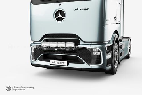 Rama w zderzak City Aero, czarna, 2500mm L cab, 25- (ProCab), 3 białe obrysy LED - zdjęcie 1
