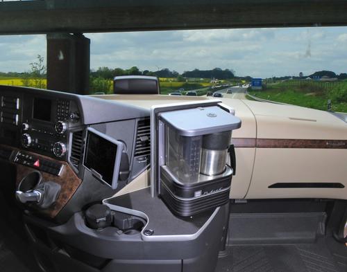 Półka pod ekspres do kawy KIRK na 6 filiżanek MB ACTROS(2011-) AROCS Szerokość kabiny 2500mm - zdjęcie 1