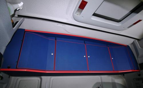 Szafka czterodrzwiowa na tył kabiny do MAN TGX XLX  (gentian blue / edge oriental red) - zdjęcie 1
