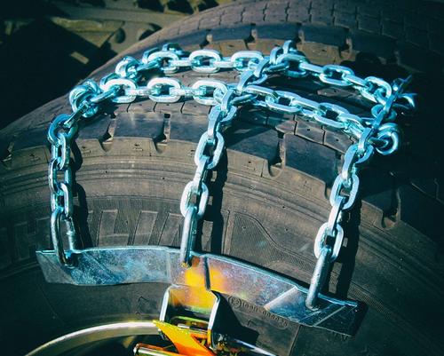Łańcuch sekcyjny ALASKA Sectors Ratchet Super, przekrój kwadratowy, na pas, 315/70R22,5 i inne - zdjęcie 1
