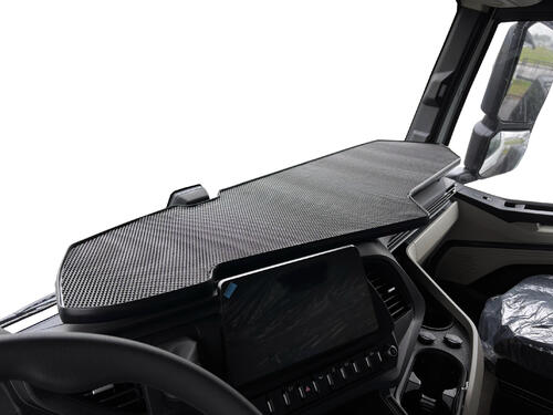 Półka Maxi z matą antypoślizgową do Iveco S-Way (2024-) - zdjęcie 1