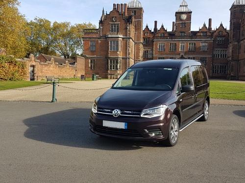 Zestaw dwóch lamp LED Lazer Linear-6 Elite w grill z zestawem montażowym VW Caddy 2015-2020 - zdjęcie 1