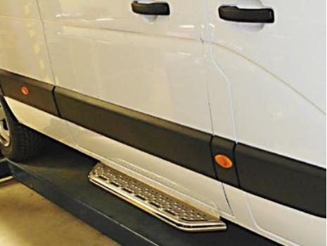 Stopień drzwi bocznych RUNNING BOARDS VAN TOUR Renault Master 10- / Opel Movano 10- - zdjęcie 1
