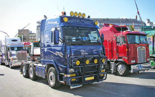 Osłona czołowa kangur TRUX typu Highway do Volvo FH1/FM1, nr kat. A11-251 - zdjęcie 1