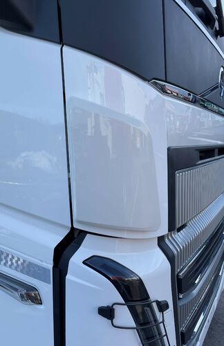 Owiewki przeciwbłotne VOLVO FH5 - zdjęcie 1