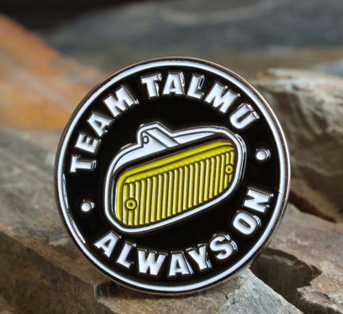 Przypinka Team Talmu (metalowa) - zdjęcie 1