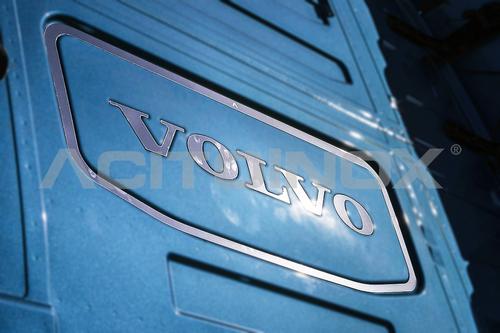 Ozdobny napis na tył kabiny VOLVO FH4 , nr kat. 17033VFH2013 - zdjęcie 1